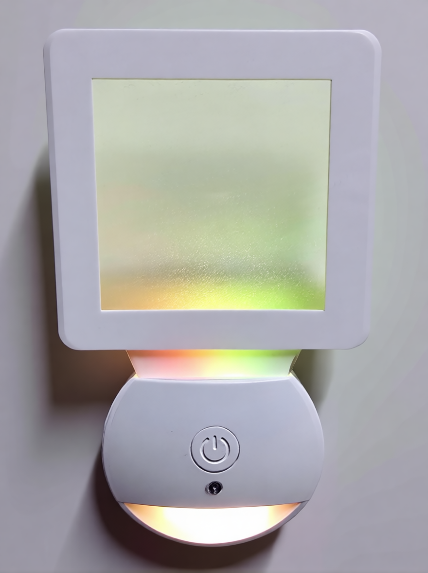 Plug-in night light with 3 screen images